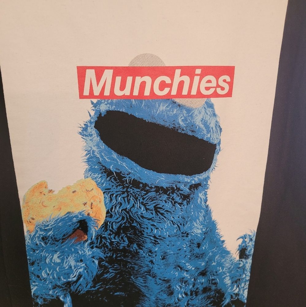 Sesame Street munchies T-shirt